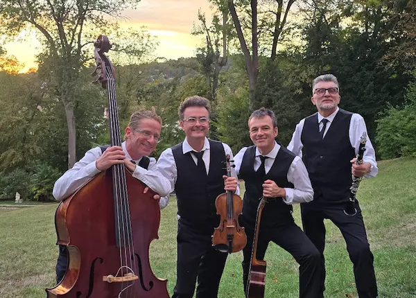 Groupe jazz manouche pour entreprise Groupe jazz manouche pour entreprise